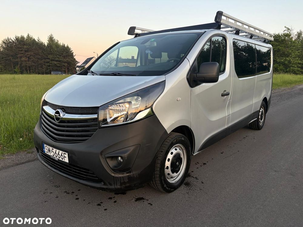 Opel Vivaro L2H1 2,9t Edition Premium - 2