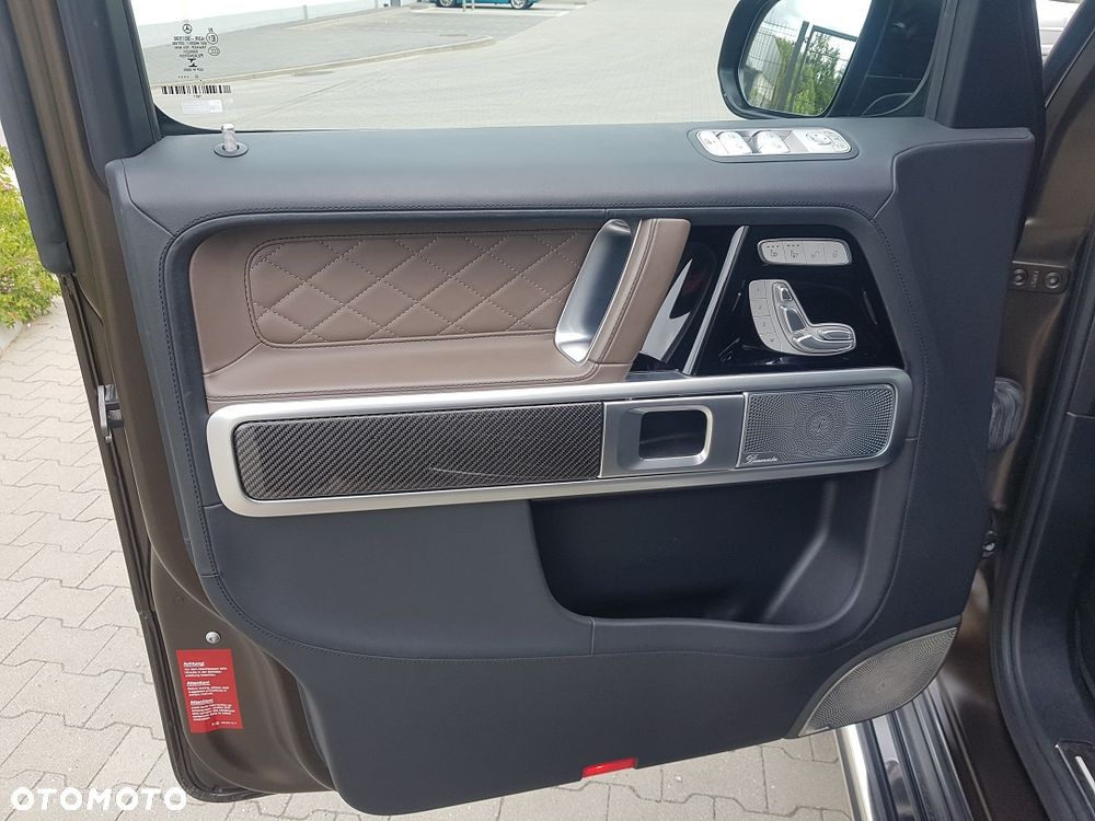 Mercedes-Benz Klasa G AMG 63 AMG Speedshift 9G-TRONIC Exclusive - 17