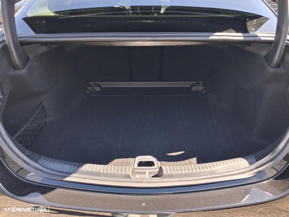 Mercedes-Benz C 220 d Avantgarde - 12