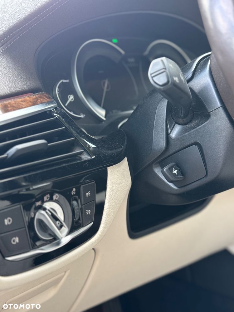 BMW Seria 5 530d Luxury Line sport - 17