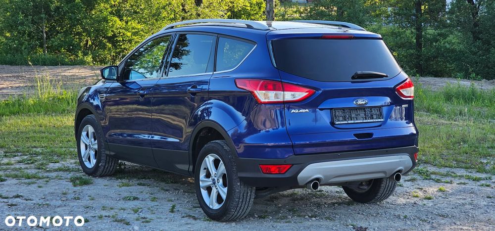 Ford Kuga 1.6 EcoBoost 2x4 Titanium - 6
