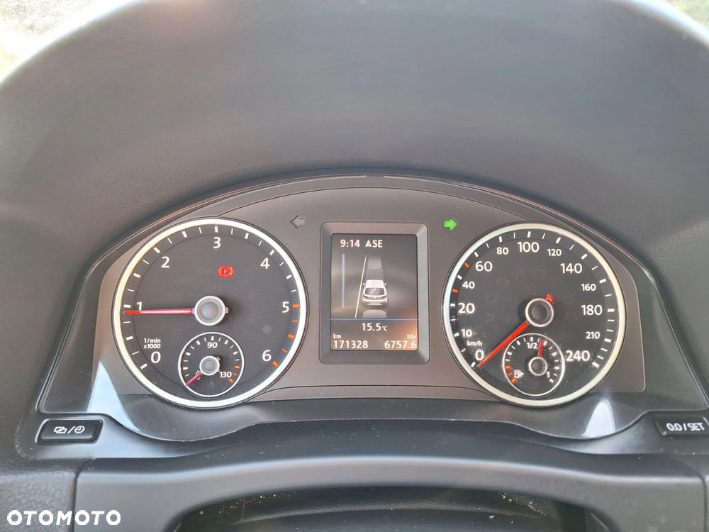 Volkswagen Tiguan - 8