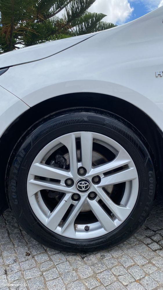 Toyota Corolla 1.8 Hybrid Comfort - 15