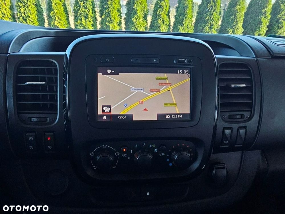 Opel Vivaro - 16