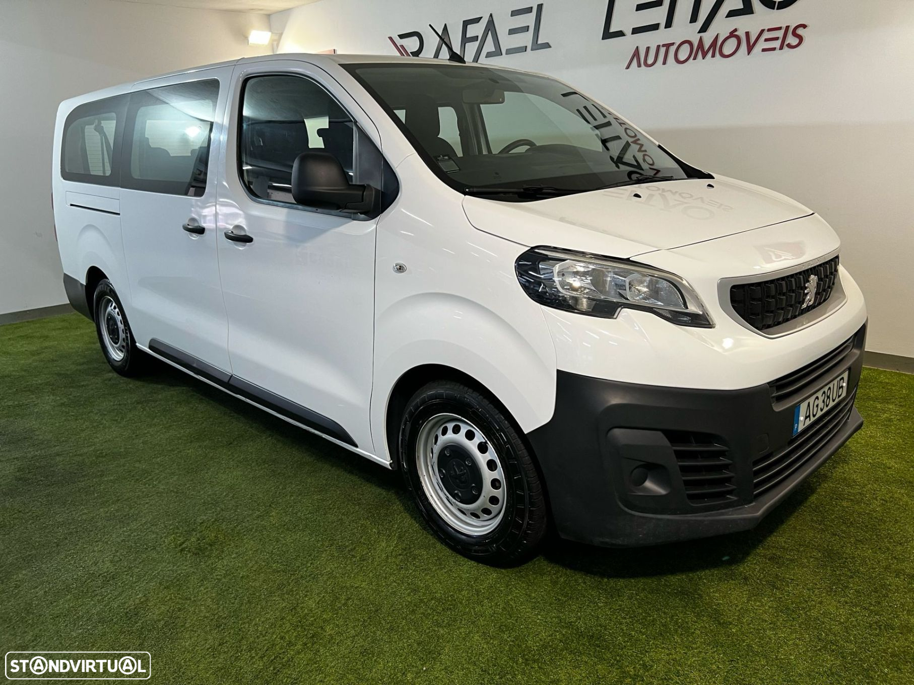 Peugeot Traveller 1.5 BlueHDi L2H1 Active Standard - 11