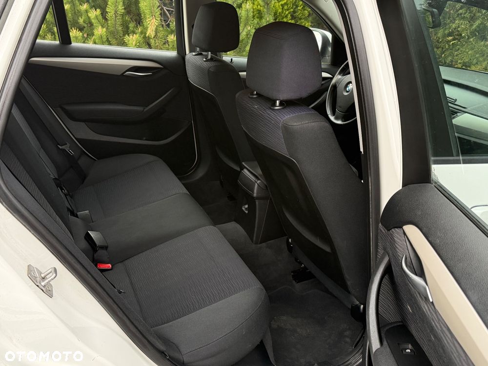 BMW X1 xDrive20d - 12