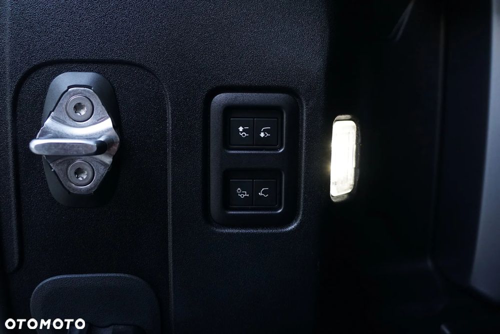 Land Rover Defender 5.0 P525 V8 Carpathian Edition - 37