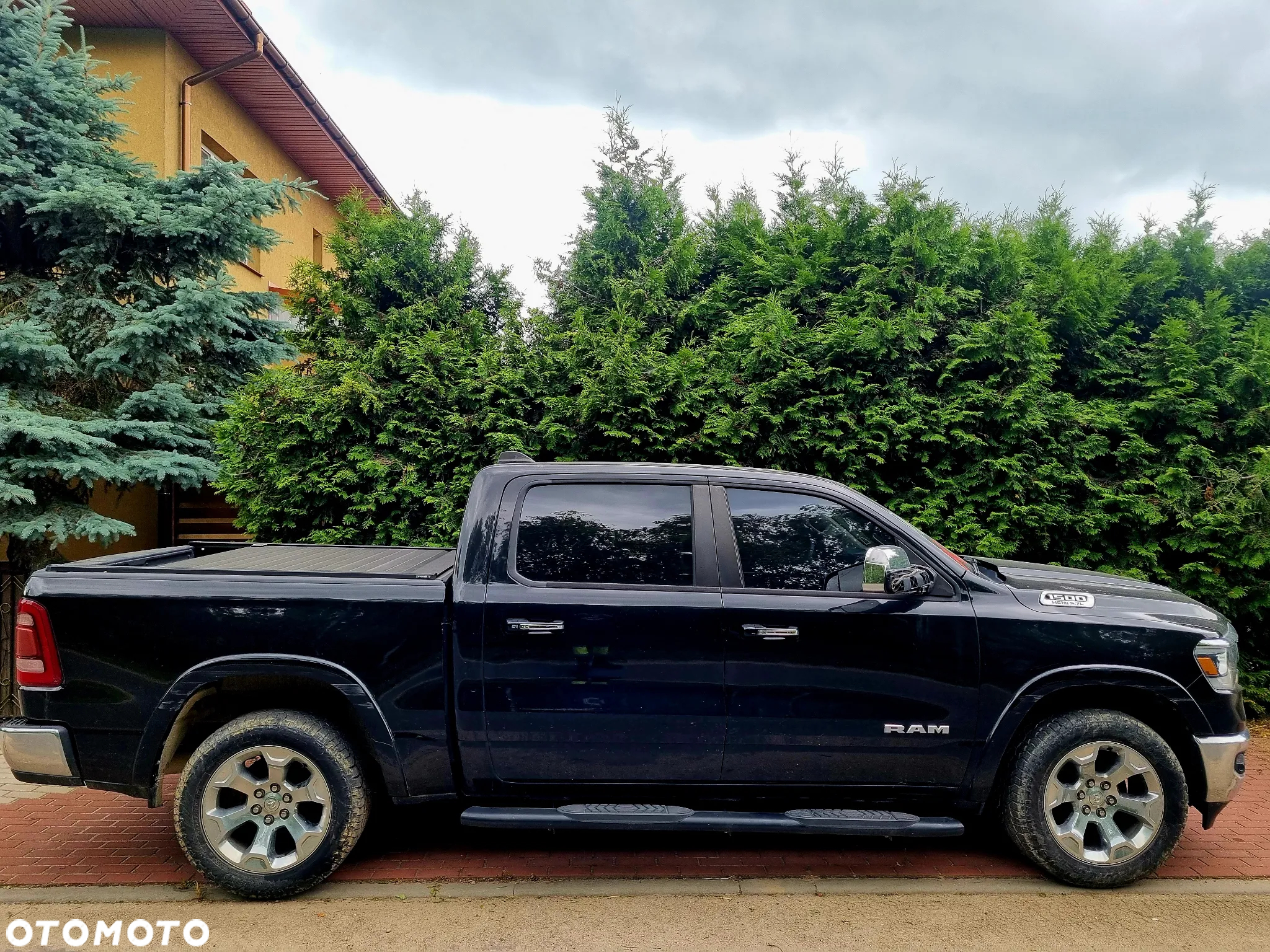 Dodge RAM 1500 5.7 4x4 - 19