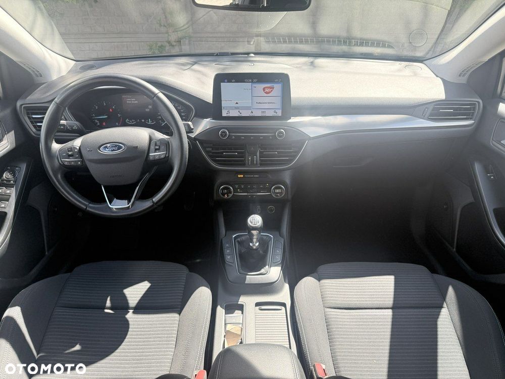 Ford Focus - 8