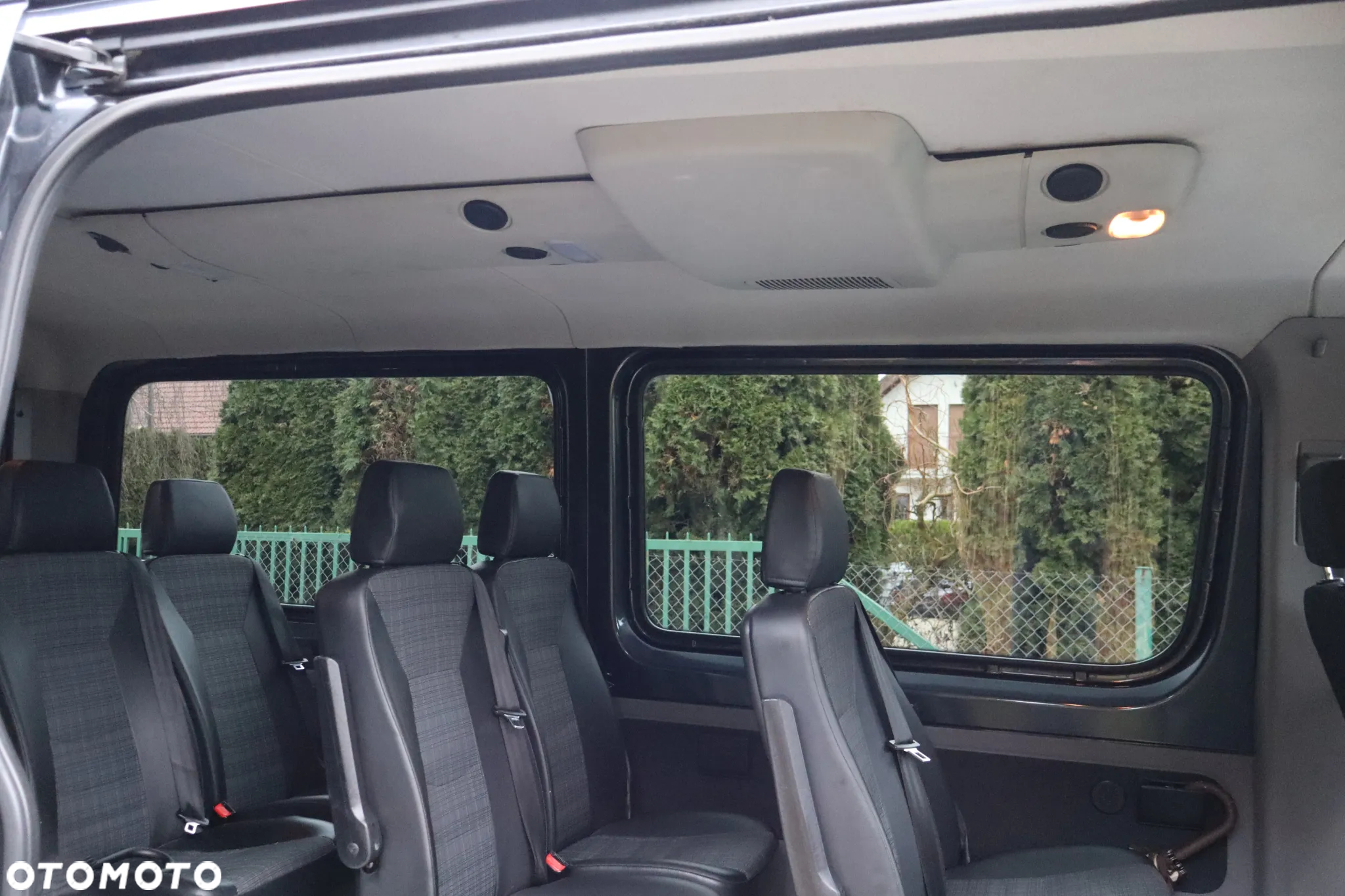 Mercedes-Benz Sprinter - 15