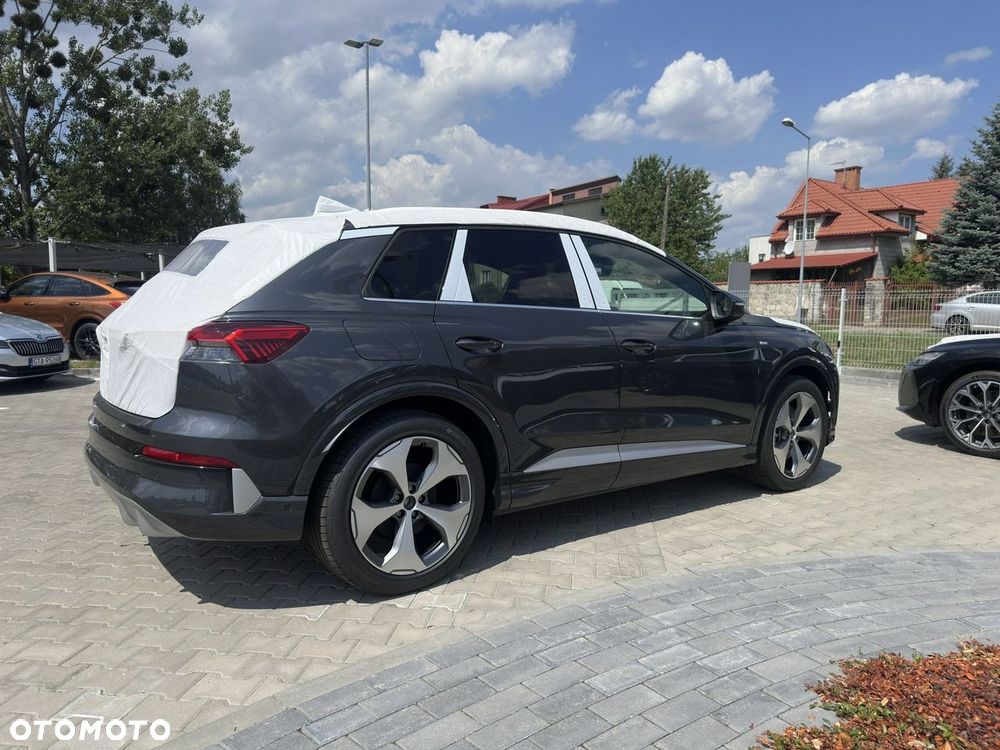 Audi Q4 e-tron - 5