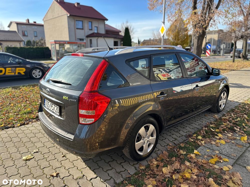 Kia Ceed 1.4 CVVT Vision - 11