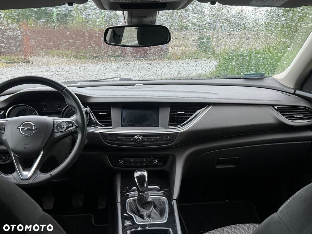 Opel Insignia - 2
