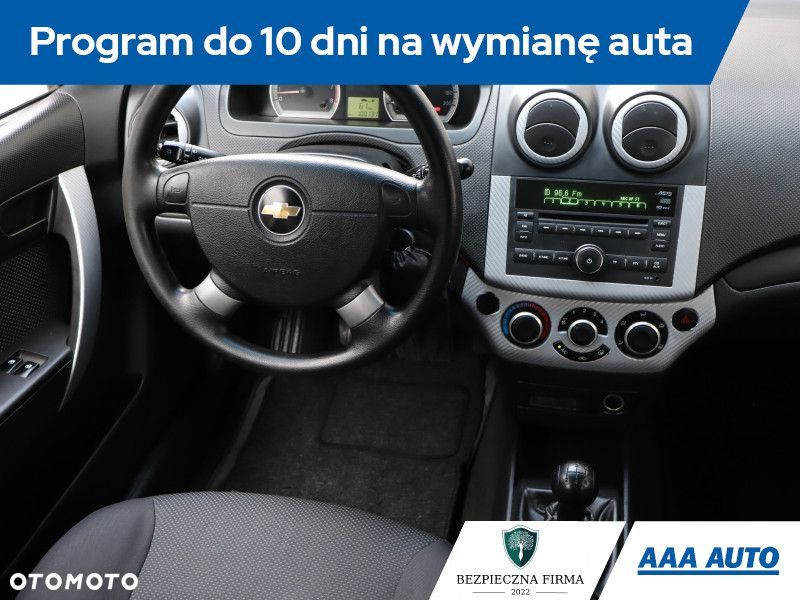 Chevrolet Aveo - 9