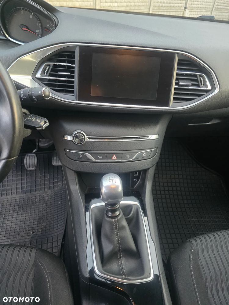 Peugeot 308 e-HDi 115 Stop & Start Allure - 8
