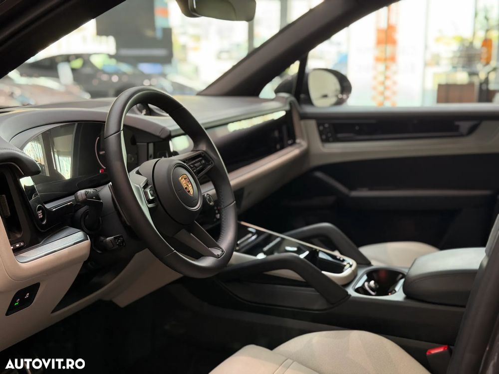 Porsche Cayenne - 18