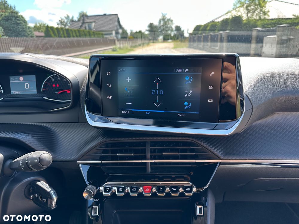 Peugeot 2008 PureTech 100 Allure - 18