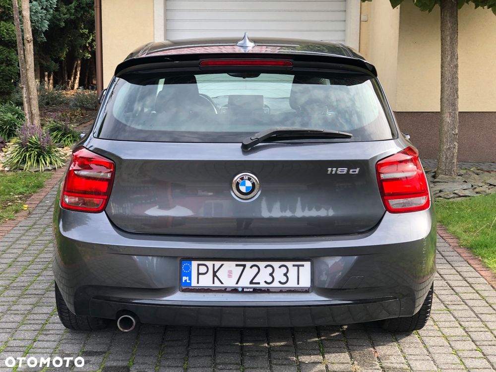 BMW Seria 1 118d Sport Line - 6