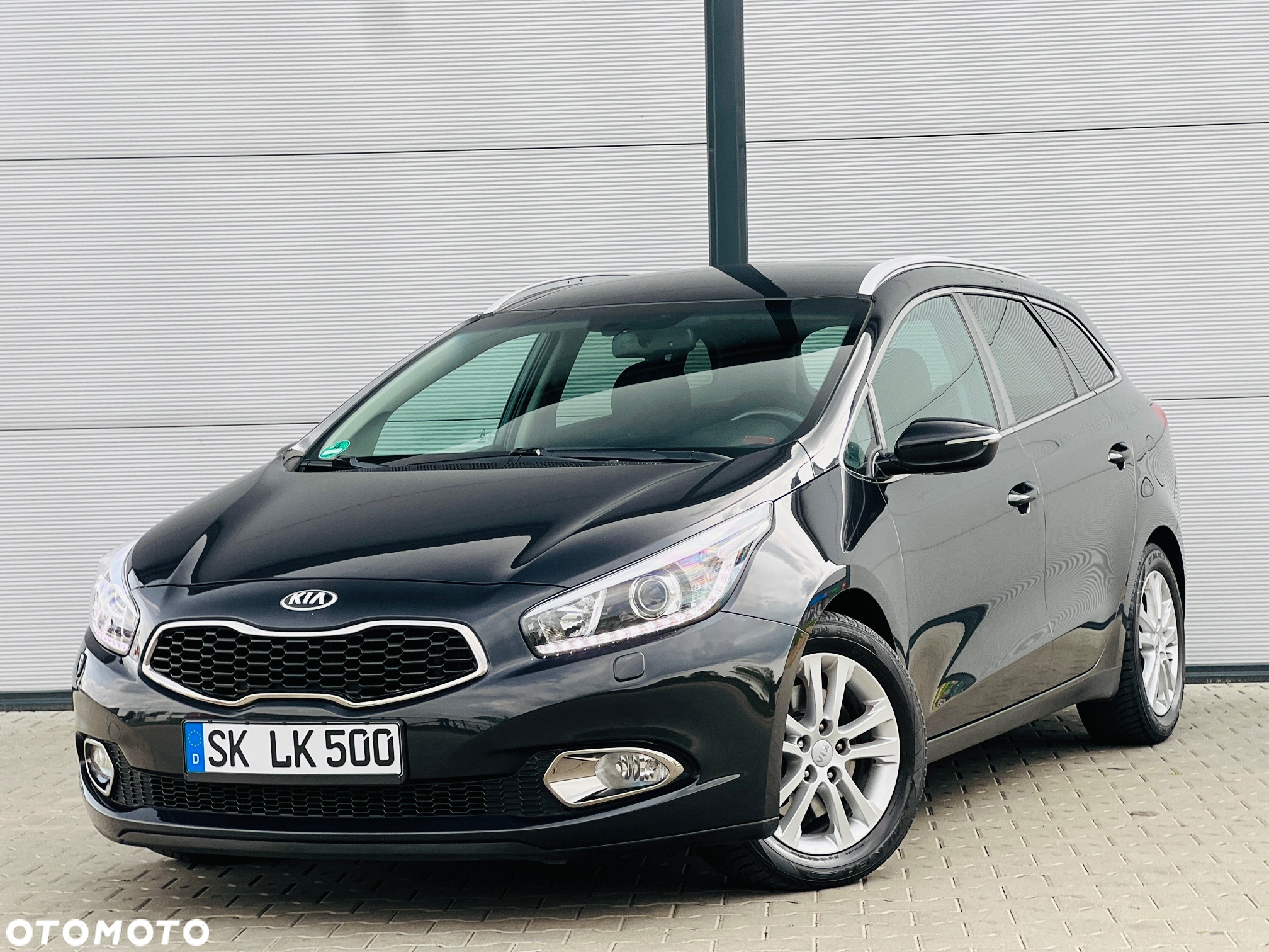 Kia Ceed 1.6 CRDi 128 ISG SW Platinum Edition - 21