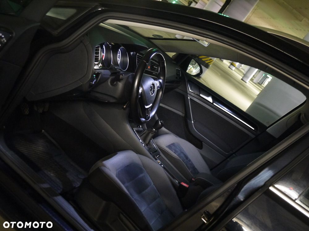 Volkswagen Golf 2.0 TDI 4Motion (BlueMotion Technology) Highline - 39