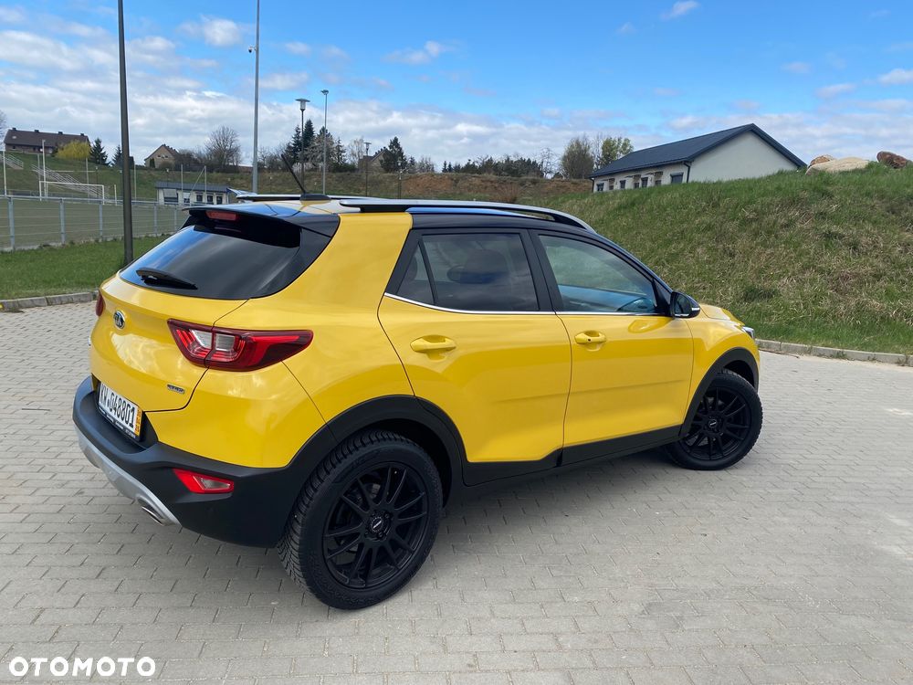 Kia Stonic 1.6 CRDi Platinum Edition - 4