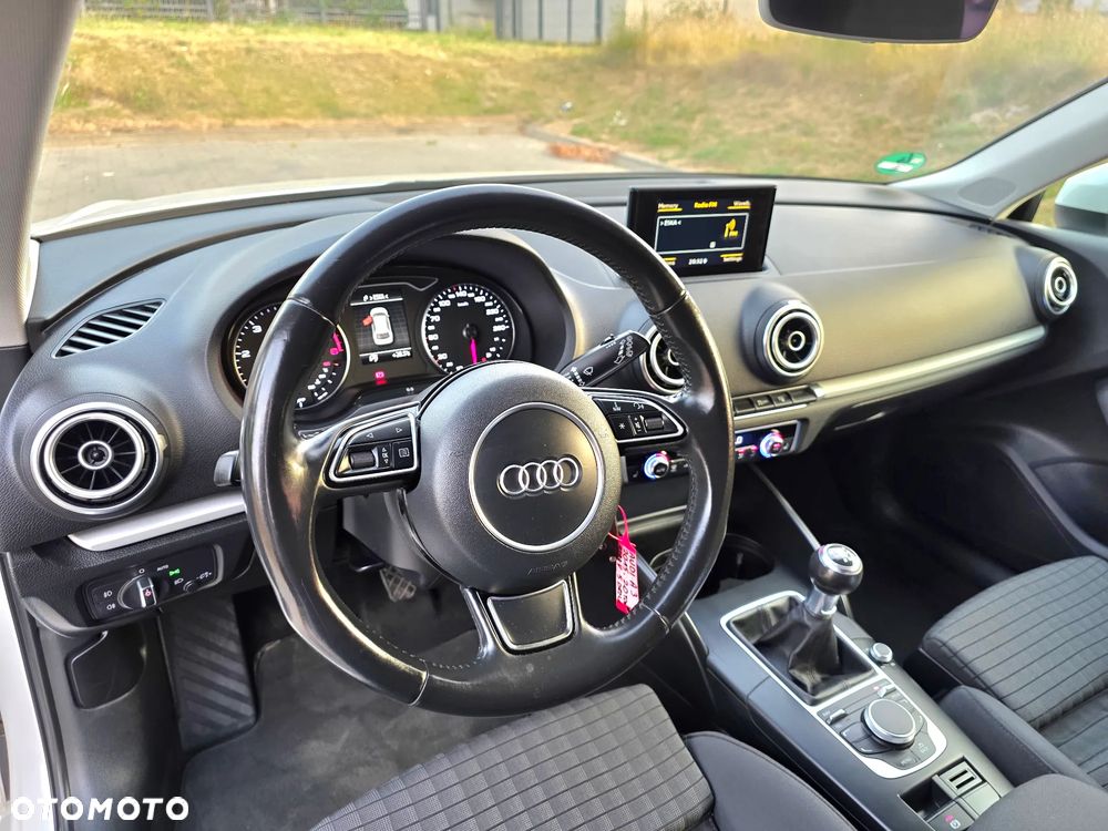 Audi A3 Sportback - 18