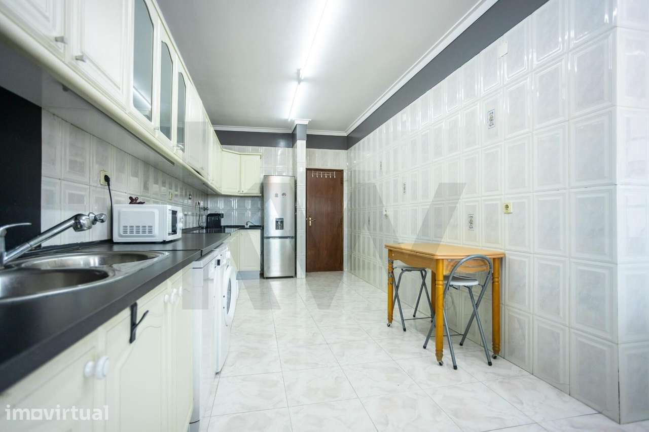 Apartamento T2+2 com terraço e sótão - Grande imagem: 5/48