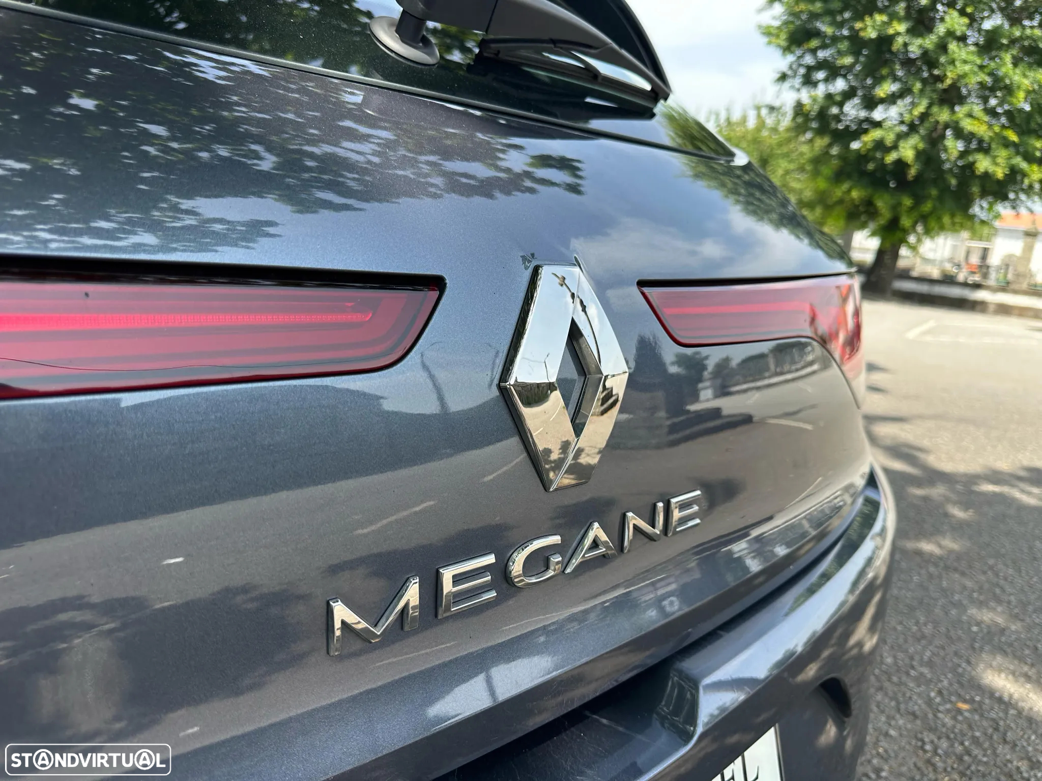 Renault Mégane BLUE dCi 115 EDC Deluxe-Pack LIMITED - 16