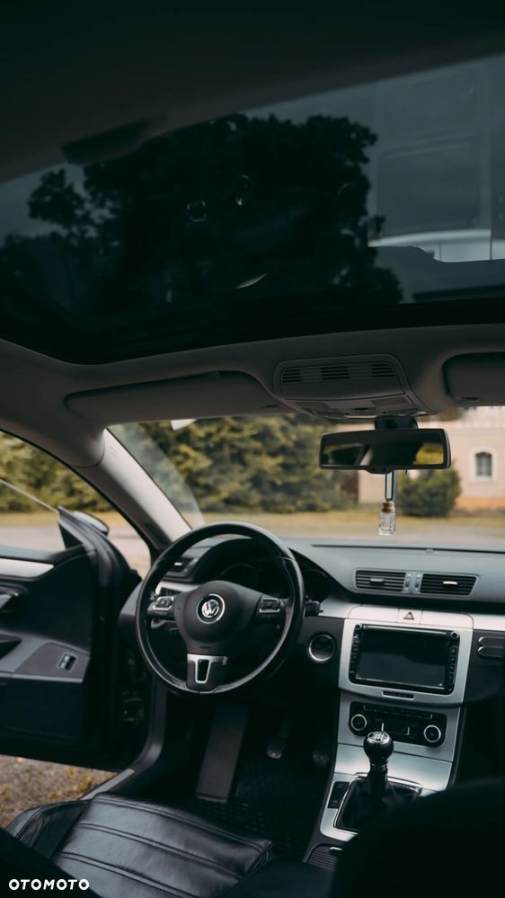 Volkswagen Passat 2.0 TSI Comfortline - 8