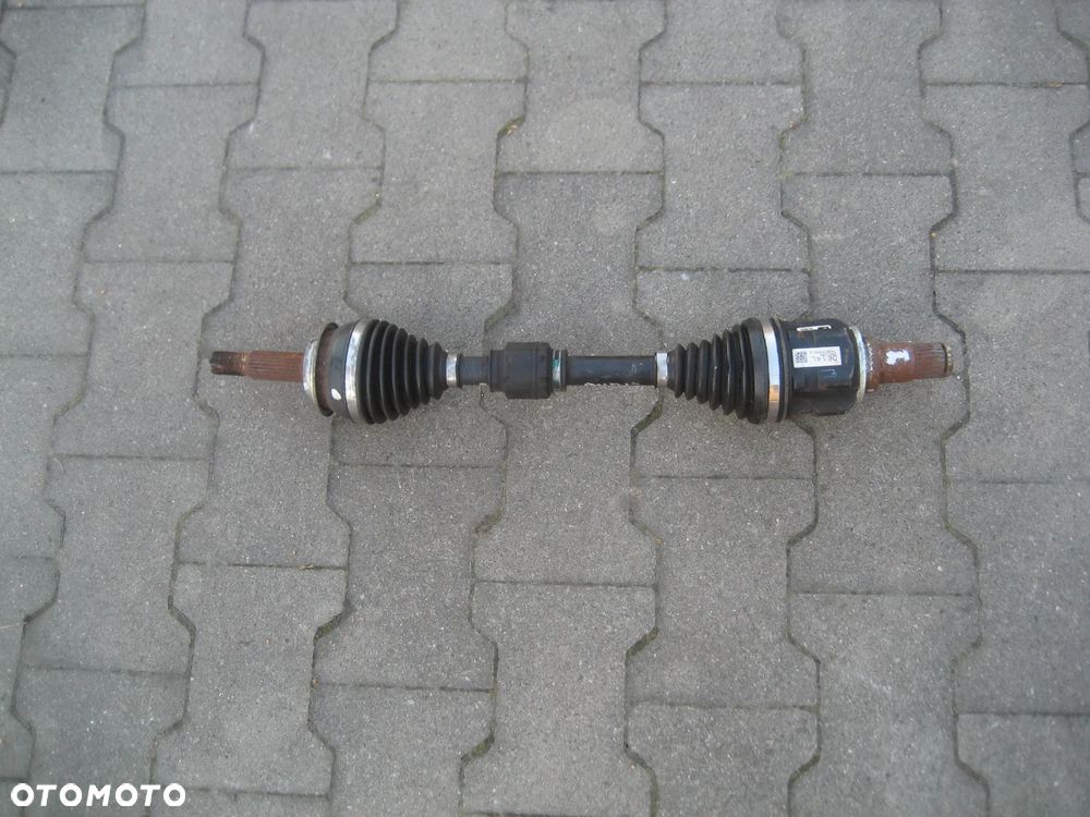 TOYOTA AURIS LIFT 1,8B 10-12R PÓŁOŚKA LEWA AUT. hybryda de14l - 1