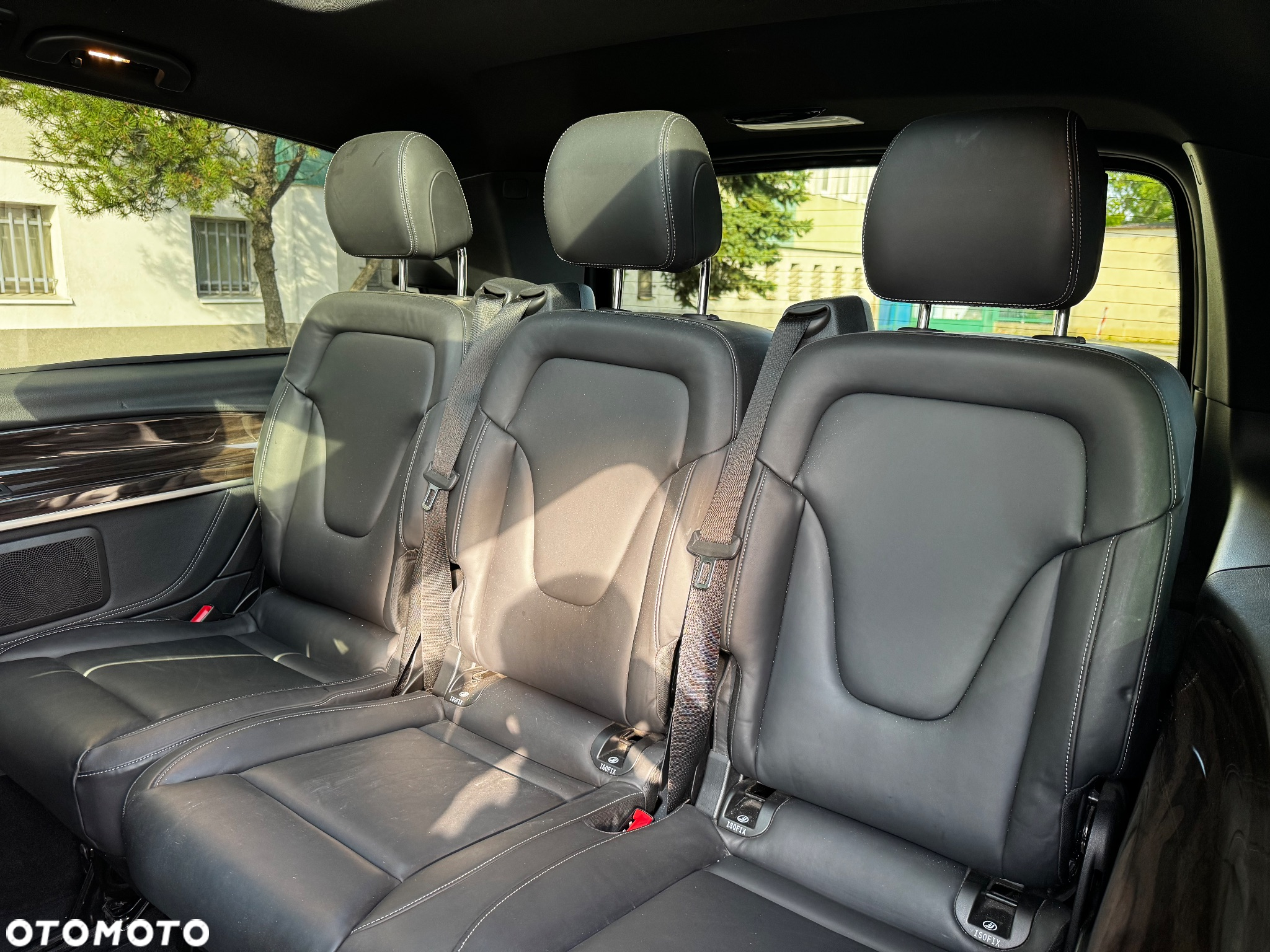 Mercedes-Benz Klasa V 300 d 4-Matic Avantgarde 9G-Tronic (d³ugi) - 27