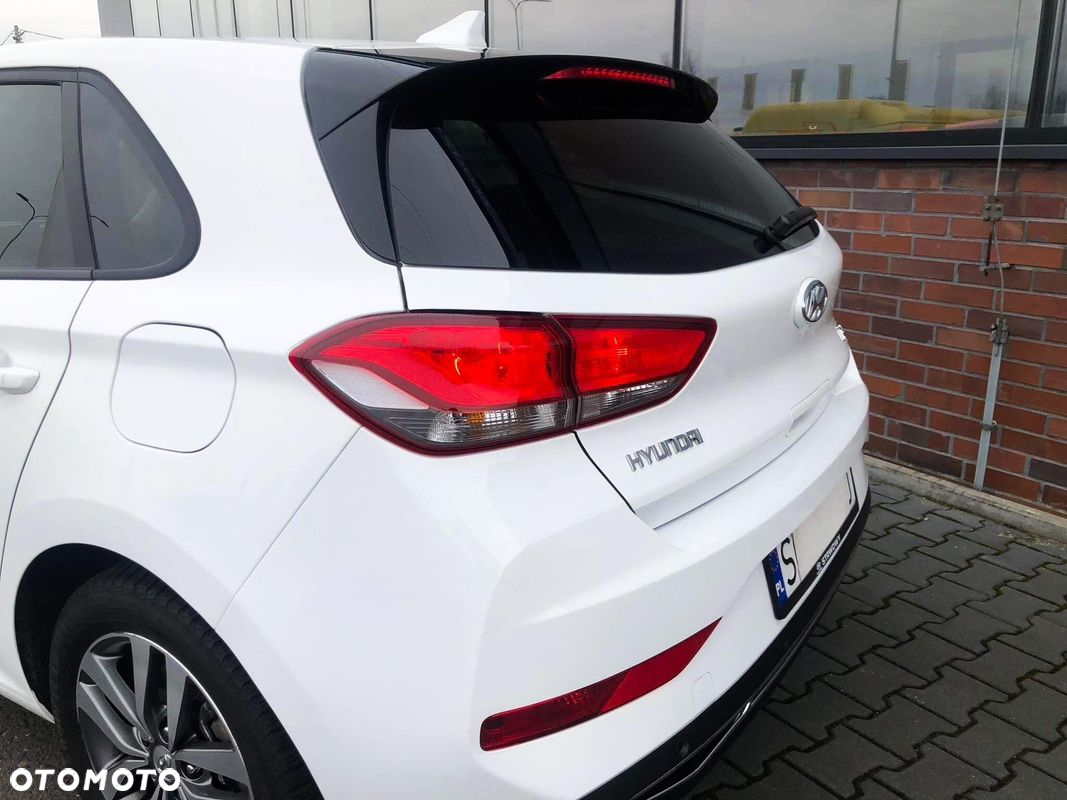 Hyundai i30 1.0 T-GDI Comfort DCT - 11