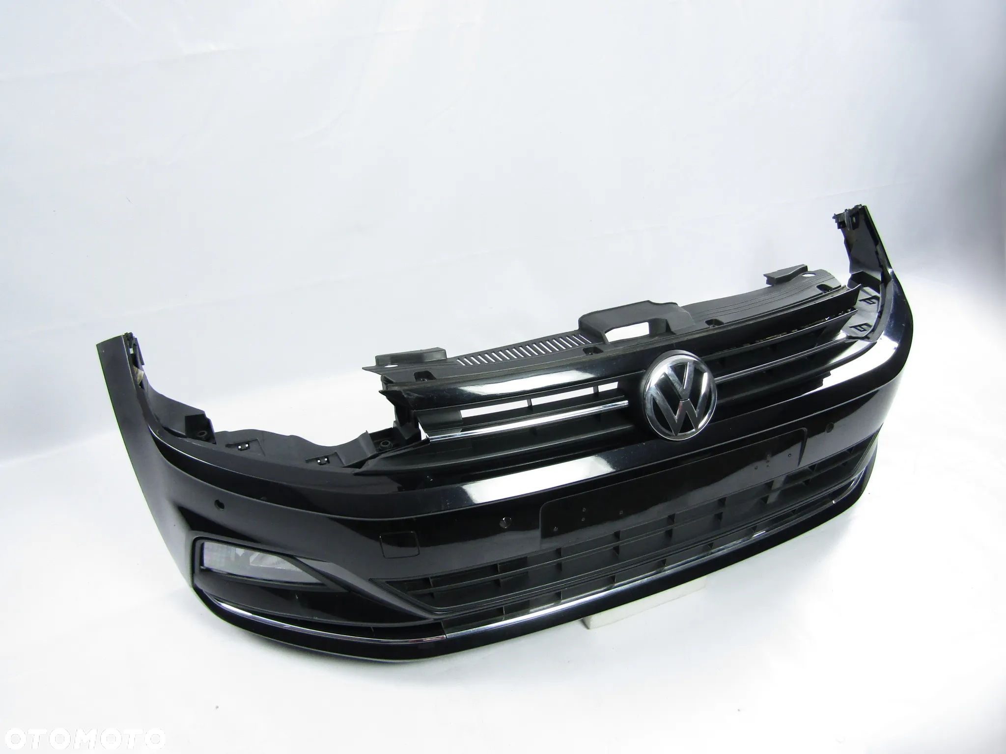 Zderzak przedni VW Polo 2G 17 - 22 Pdc-4  Lakier LC9X - 13