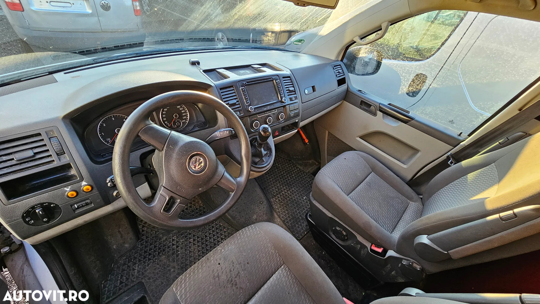 Volkswagen Transporter - 5