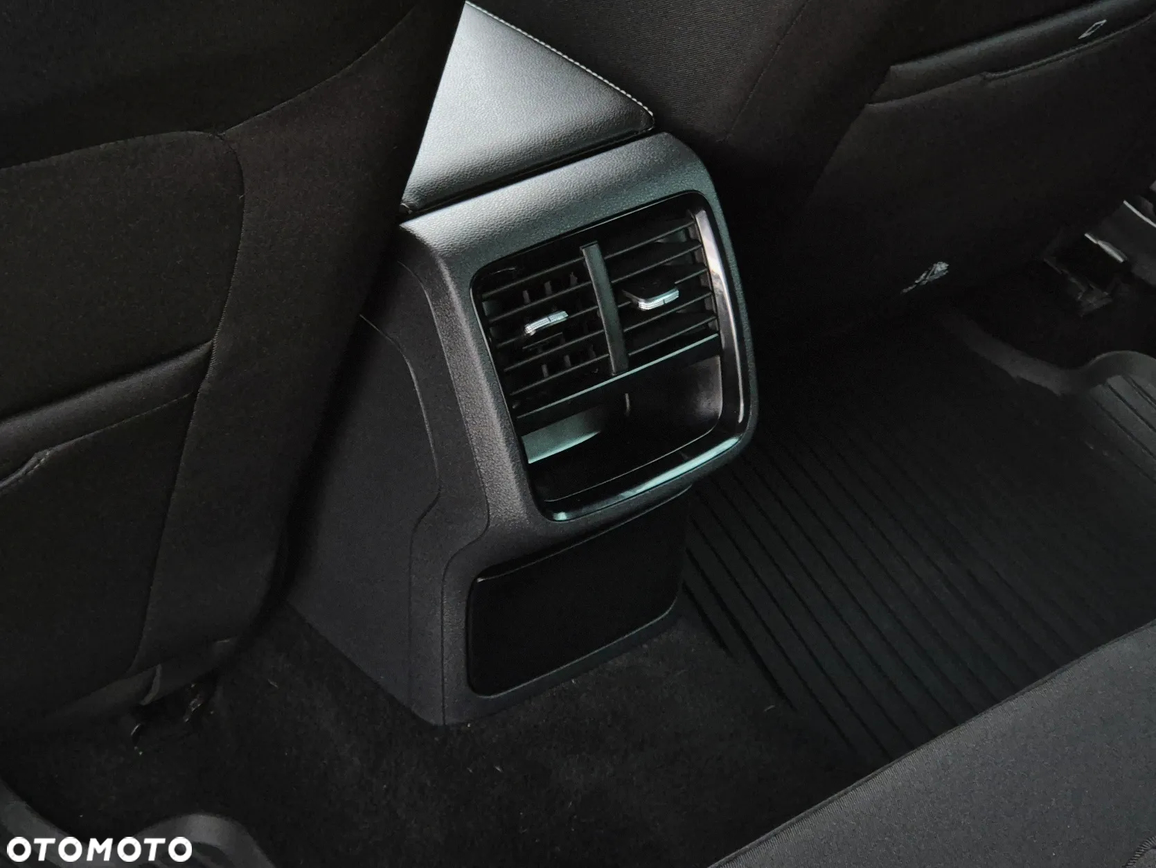 Skoda Octavia 1.5 TSI ACT Ambition - 29