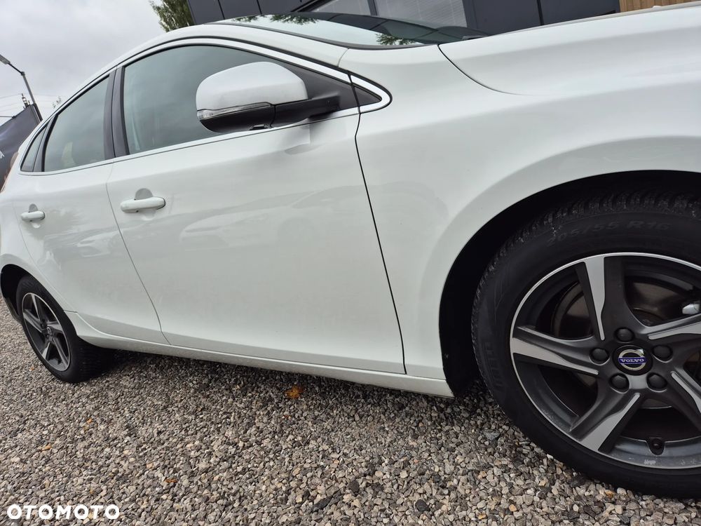 Volvo V40 D2 RDesign - 22