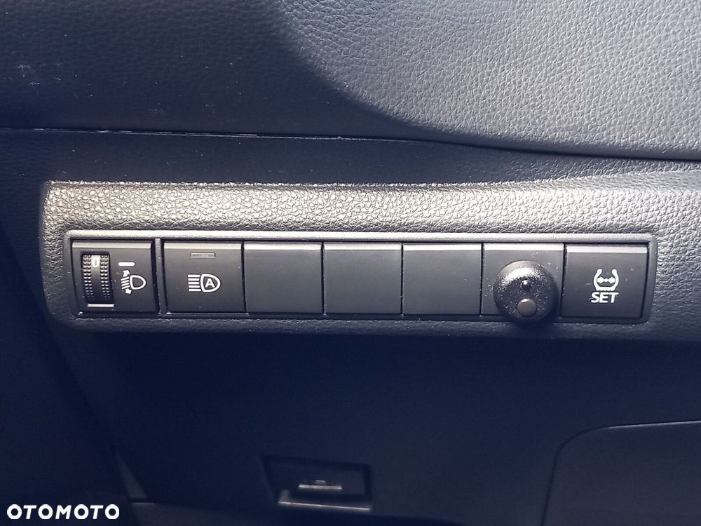 Toyota Corolla 1.5 Comfort - 24