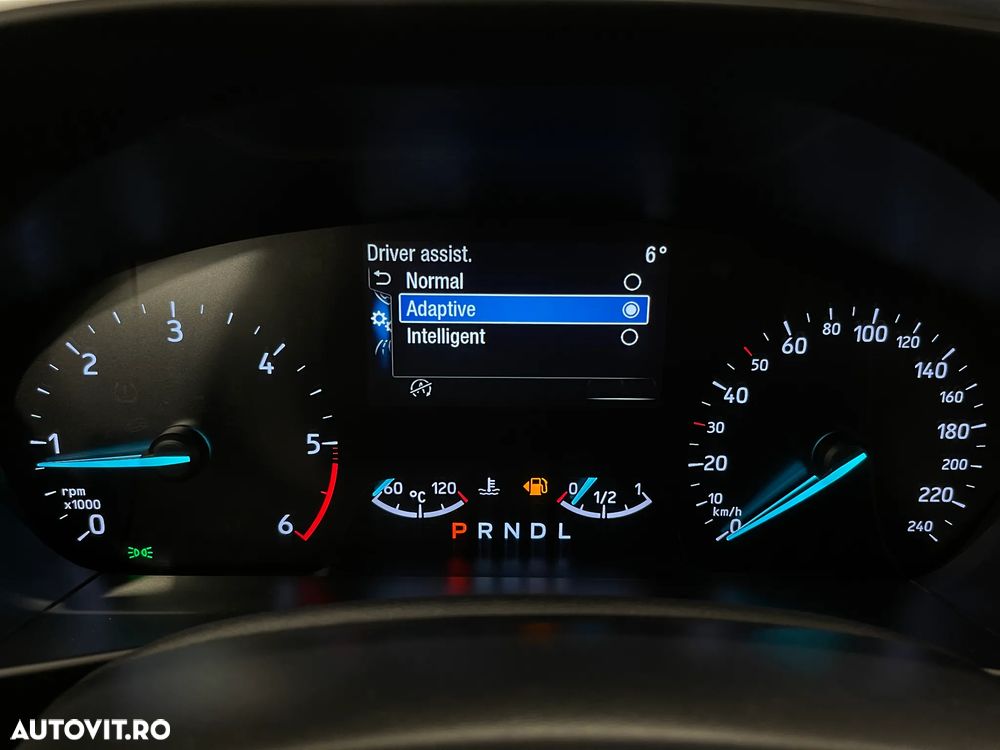 Ford Focus 1.5 EcoBlue Active Business - 20