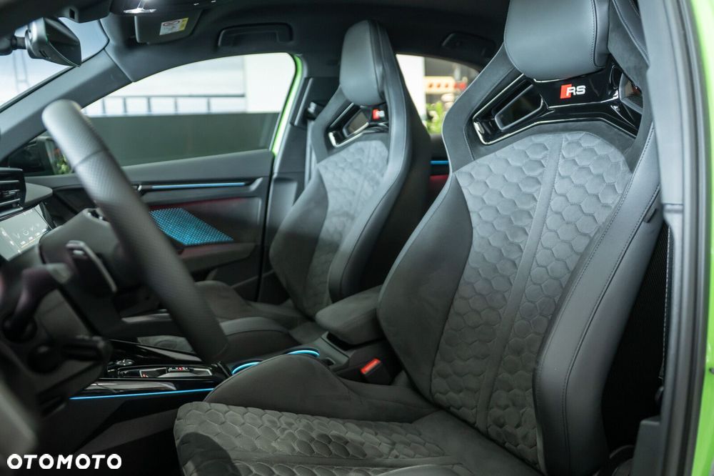 Audi RS3 Limousine - 10