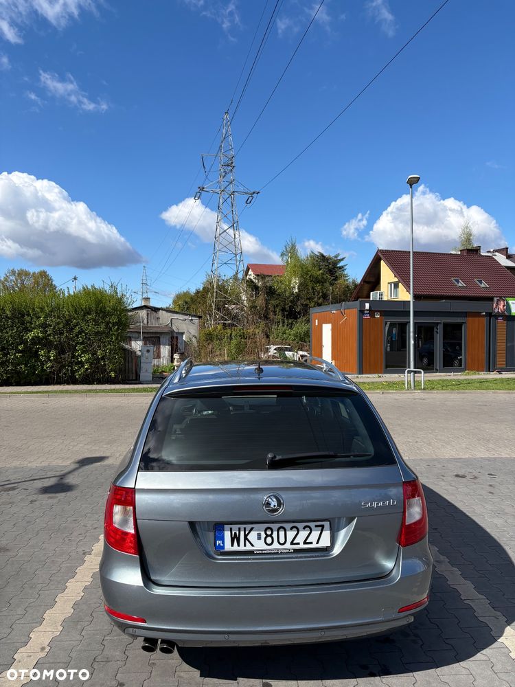 Skoda Superb 1.8 TSI Exclusive - 11