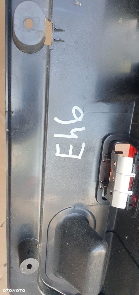 Osłona tapicerka klapy bagażnika BMW 3 E46 Kombi 8218783 - 7