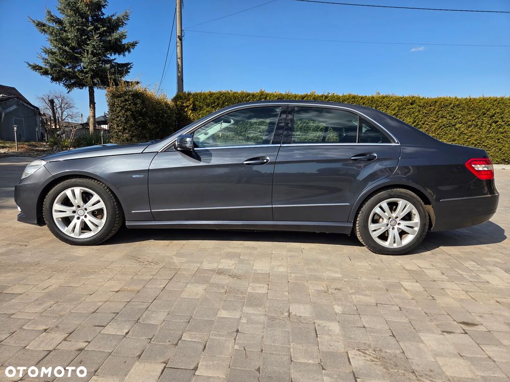 Mercedes-Benz Klasa E 350 CDI 4-Matic BlueEff Avantgarde - 4