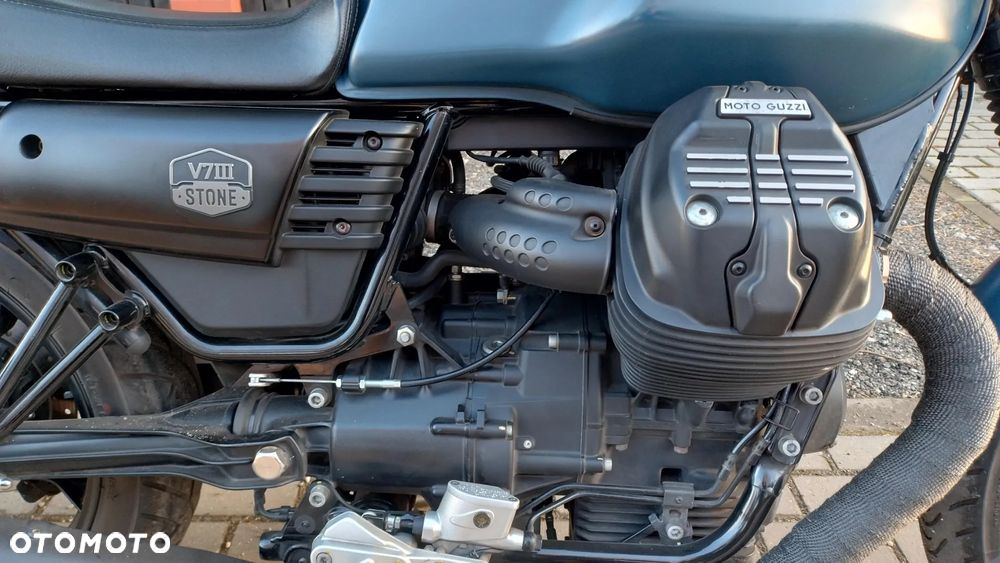Moto Guzzi V7 - 19