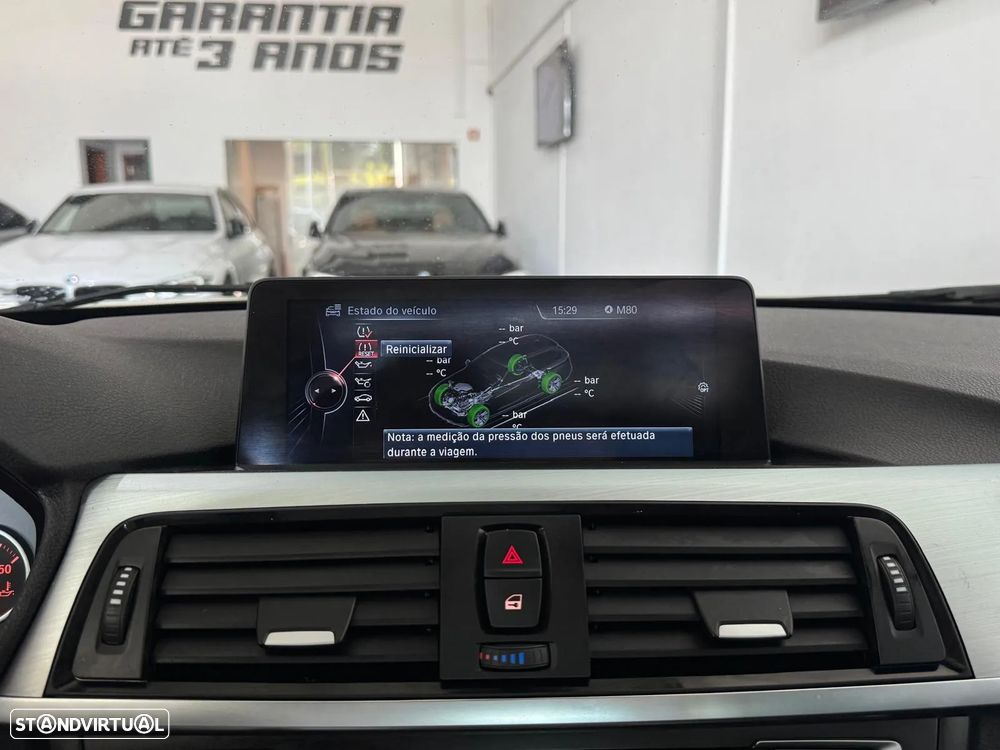 BMW 320 d Touring Auto Pack M - 30