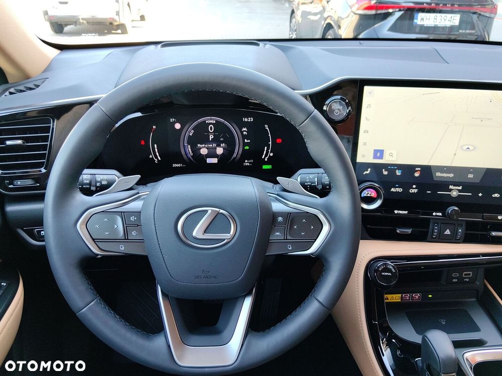 Lexus NX 350h Prestige AWD - 18