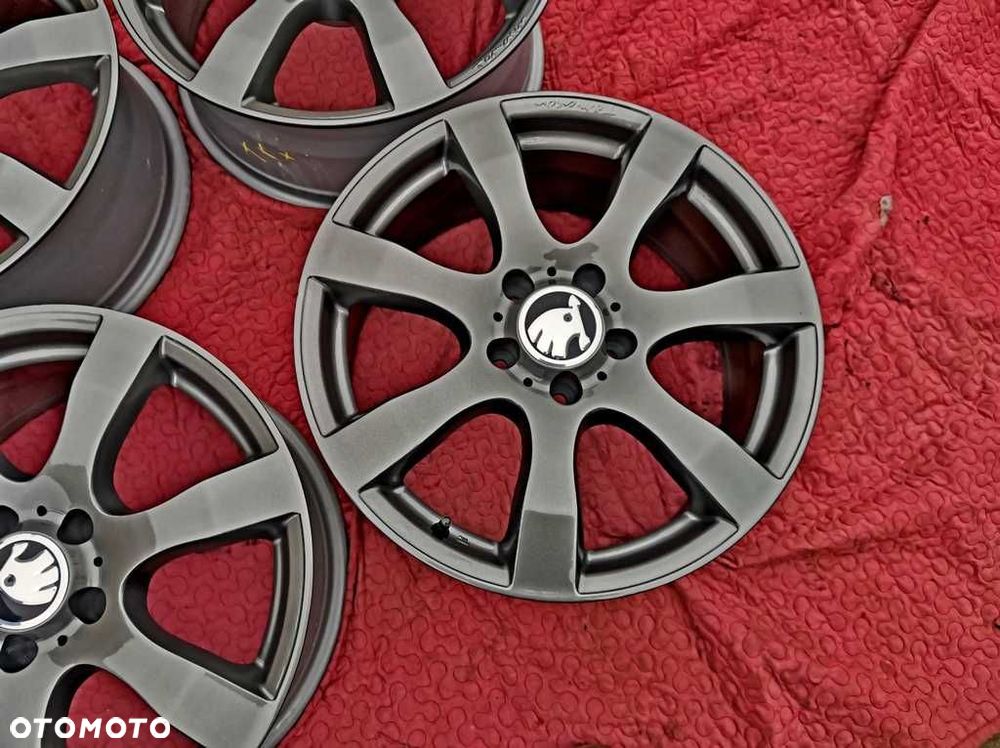 KOŁA lato 17' SKODA Superb KAROQ VW Passat T-Roc  - ET35 - 5x112 - 215/55/17 - j.NOWE - 3