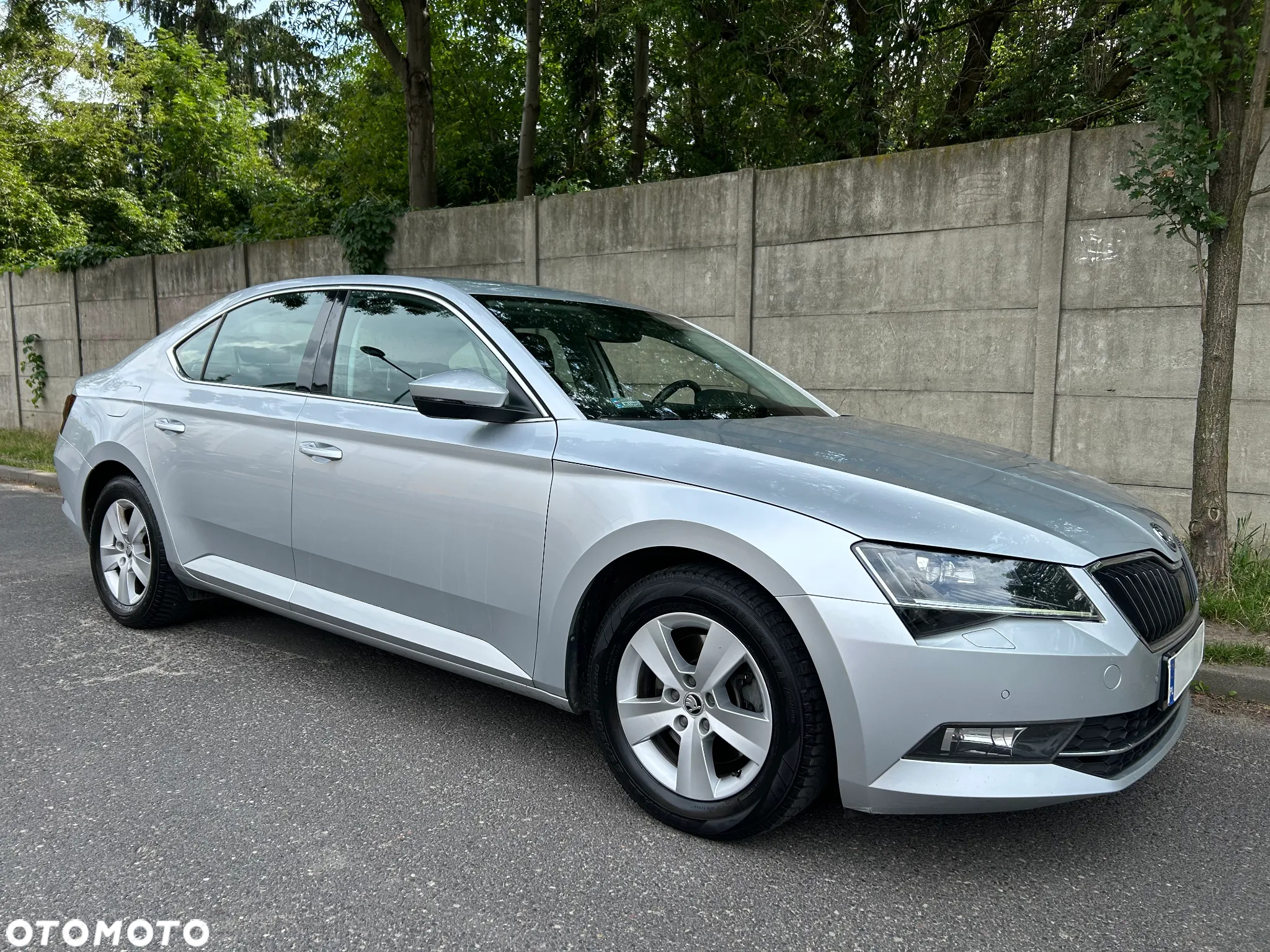 Skoda Superb 1.8 TSI Ambition DSG - 34