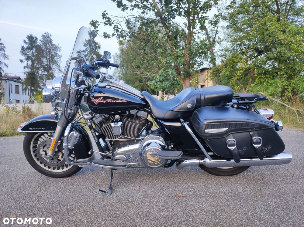 Harley-Davidson Touring Road King - 2