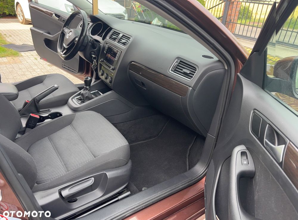Volkswagen Jetta 1.4 TSI BMT Highline - 7