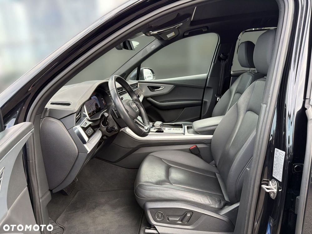 Audi Q7 - 12